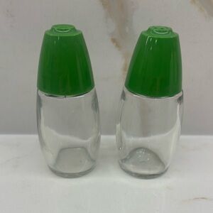 Vintage Westinghouse Gemco Salt & Pepper Shakers Clear Glass Green Tops MCM